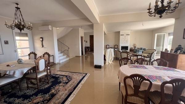(For Sale) Residential Maisonette || Chios/Agios Minas - 360 Sq.m, 1€ 
